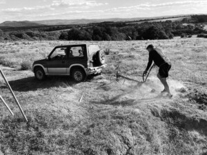 A vízvezeték gödrének megszántása